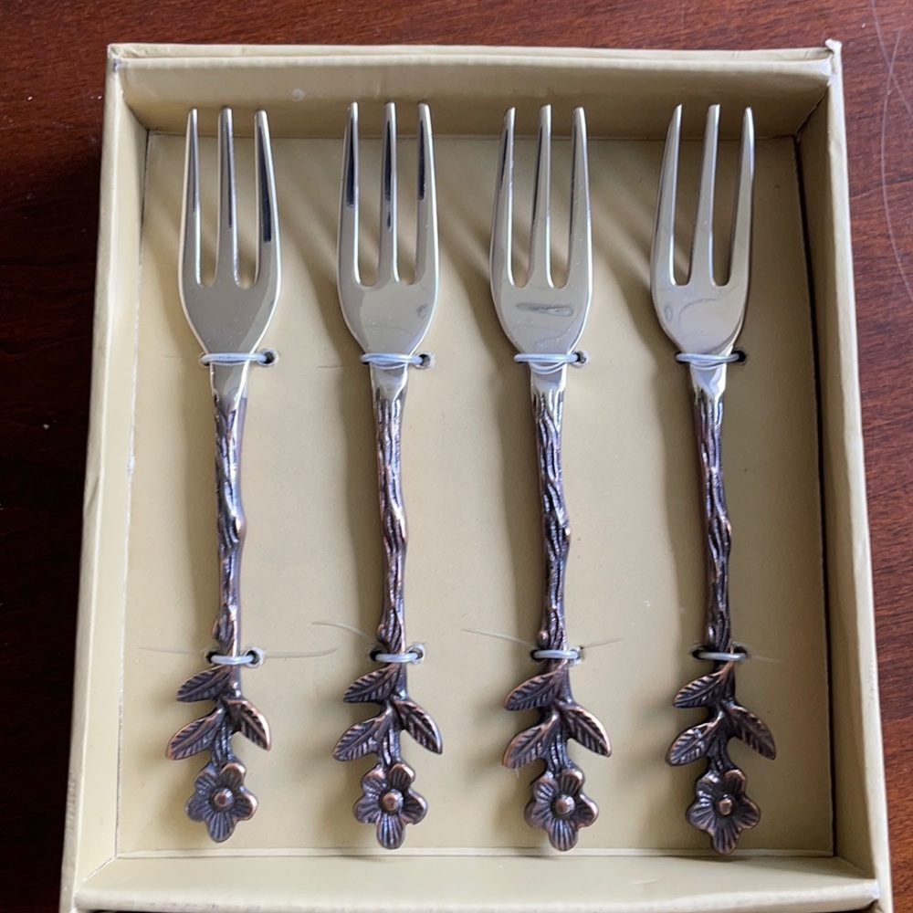 Marigold Appetizer Seafood Forks Set of 4